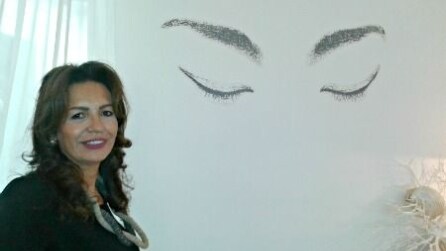 L'atelier del sopracciglio: l'arte della creatrice di sguardi Pina Manco