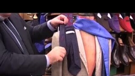 La cravatta "anti Maya"