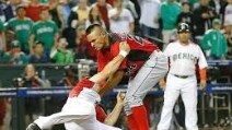 Mega rissa nella sfida di baseball tra Canada e Messico