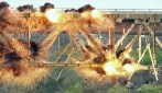 Spettacolare demolizione di un ponte
