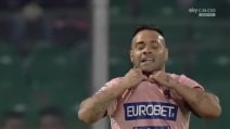 Miccoli strappa la maglia in Palermo-Udinese 2-3