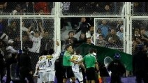 Velez-All Boys sospesa per incidenti sugli spalti