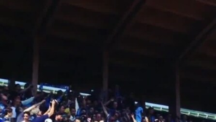 A Dimaro un gruppo di tifosi saluta De Laurentiis: "C'è solo un Presidente"