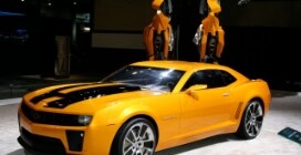 Chevrolet Camaro guidata dal campione Yvan Muller