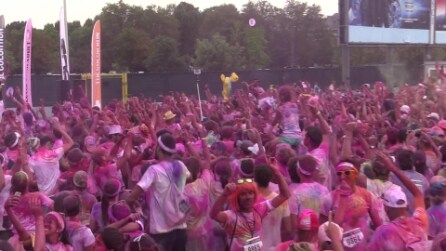 Color Run Milano: in 10mila corrono a colpi di colore