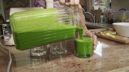 L'ultima moda alimentare: il pasto coi centrifugati