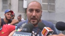 Davide, la rabbia del fratello: "Gli hanno sparato e poi lo hanno ammanettato"