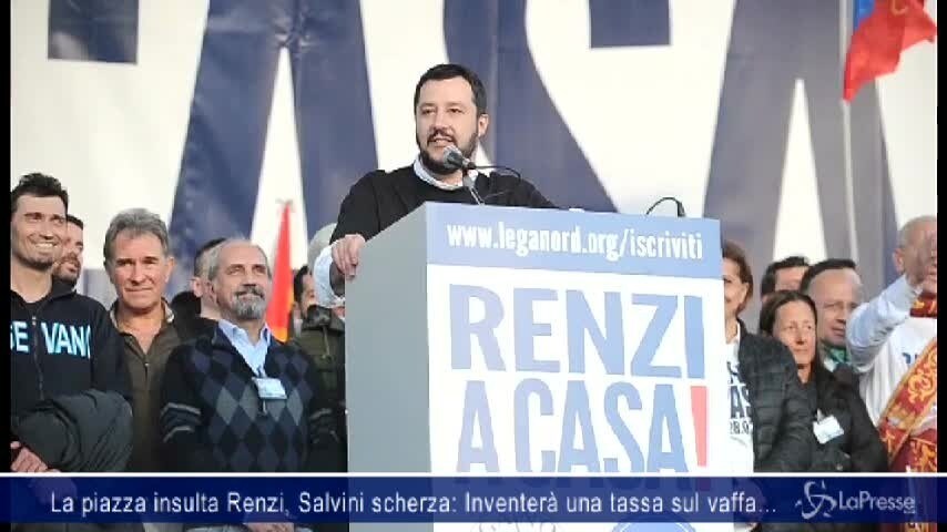 Roma, la piazza contro Renzi e Salvini risponde: 