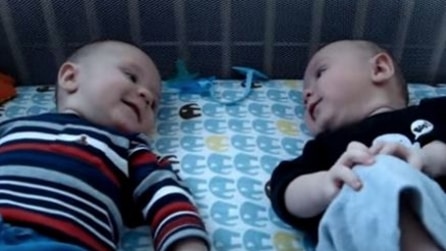 O "discurso" dos dois gêmeos de morrer de rir