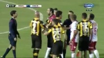 L'arbitro annulla il gol per "fairl play", insolita decisione in Copa Libertadores