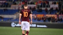 Roma-Bologna, il boato dell'Olimpico all'ingresso di Francesco Totti