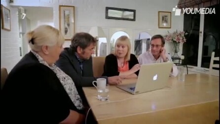 Instalam uma câmera para filmar o cachorro e descobrem algo de partir o coração