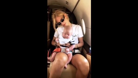 Il primo viaggio su un jet privato di Leone Ferragni