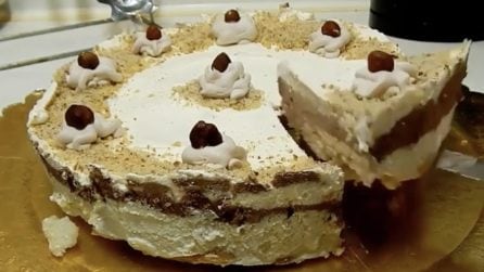 Torta gelato con cioccolato: il dessert fresco ottimo per l'estate