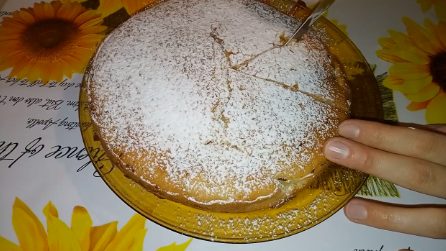 Torta all'acqua senza burro e uova: una bontà leggera che amerai