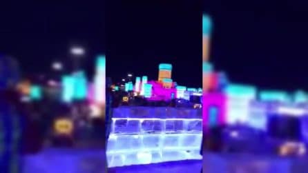 Le sculture illuminate sono fatte di ghiaccio: il festival cinese è spettacolare