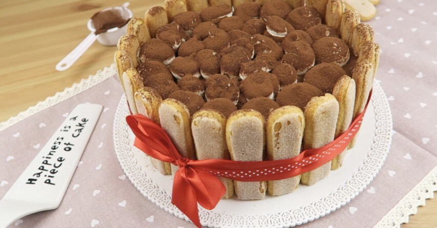 Charlotte tiramisù: The perfect cake to prepare for parties!