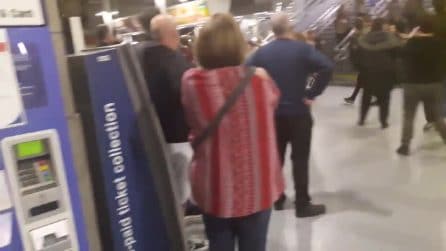 Attentato Manchester: panico tra la folla dopo l'esplosione