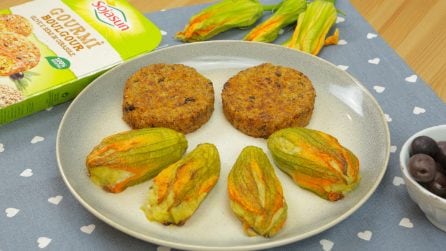 Gourmì Boulgour con contorno di fiori di zucca al tofu