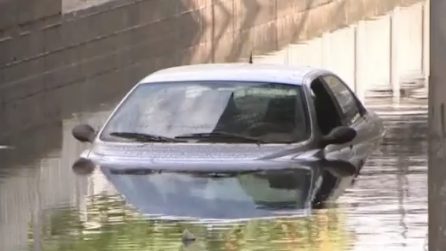 Nubifragio a Livorno: strade completamente allagate, 7 morti