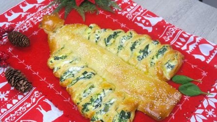 Albero d'impasto: l'idea geniale per l'aperitivo della vigilia di Natale!