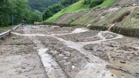 Alto Adige, le immagini della frana sulla statale del Brennero