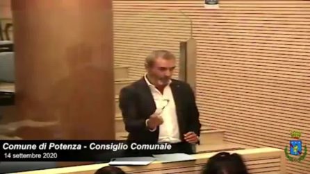 Potenza, il consigliere comunale di FdI: "L'omosessualità è contro natura"
