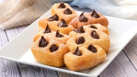 Rettangolini fritti: il dolcetto soffice e cremoso che conquisterà tutti!