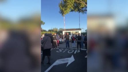 Caos al Frullone, assembramenti e ore di fila per sottoporsi al tampone Covid