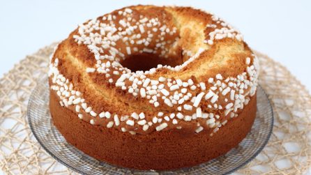 Ciambella al burro: la ricetta del dessert soffice e goloso