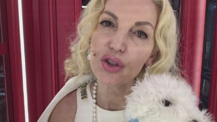 Domenica Live - La #cabinarossa di Daniela Del Secco