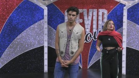 GF Vip, Silvia Provvedi e la sua teoria sugli uomini: "Hanno in mente una sola cosa"