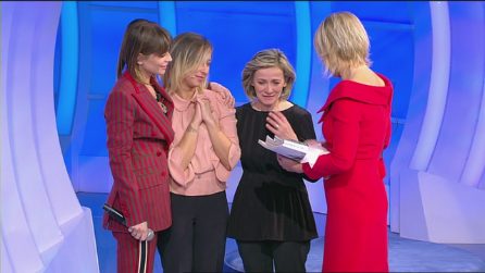 Santa chiede scusa alla figlia Jenny, l'ha trascurata per seguire il fratello disabile