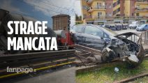 Betoniera fuori controllo travolge auto sulla Casilina: "L'autista tirato fuori in preda alle convulsioni"