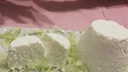 Come fare la ricotta in casa: buonissima e cremosa