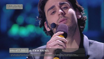 Alberto canta "I can't help falling in love"