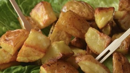 Patate al forno con la buccia: come averle davvero saporite