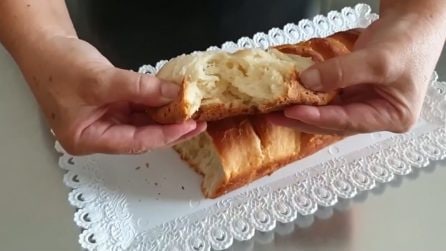 Pan brioche al limone: il sapore degli agrumi in un dolce morbido e gustoso