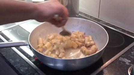 Pasta alla gricia: come prepararla in pochi minuti