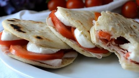 Foccaccine cotte in padella: veloci, semplici e gustose