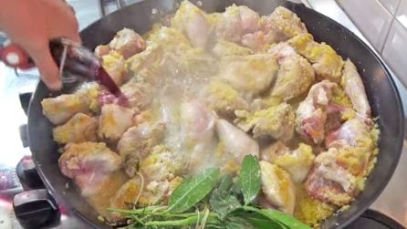 Coniglio in padella con sughetto aromatico: la ricetta del secondo piatto saporito