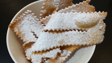 Chiacchiere di Carnevale: la ricetta tradizionale e gustosa