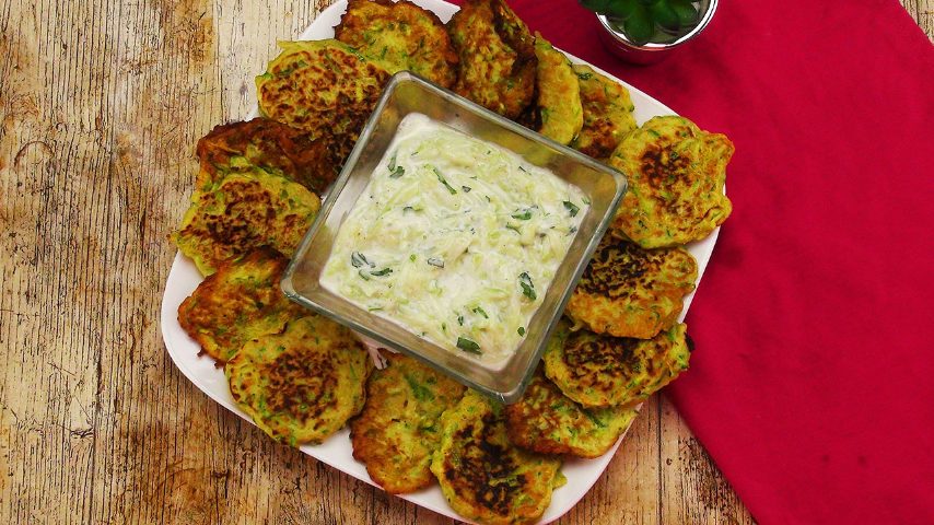 Frittelle di zucchine: pronte in pochi minuti e piene di sapore!