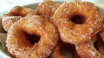 Ciambelle fritte di Carnevale: la ricetta soffice e gustosa