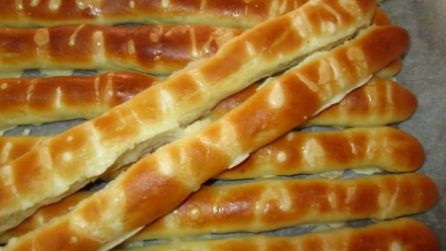 Baguette sottili e gustose: la ricetta per prepararle in casa