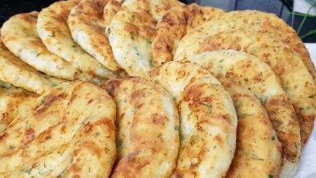 Pane fritto alle erbe: come prepararlo alla perfezione