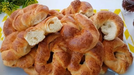 Ciambelle soffici al forno: la ricetta semplice e veloce