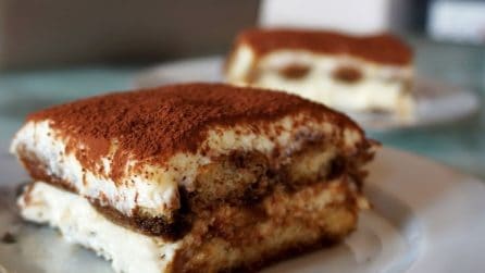 Tiramisù classico: la ricetta facile per averlo perfetto e gustoso