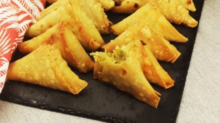 Samosa ripieni di verdura: il piatto vegetariano che conquisterà tutta la famiglia!