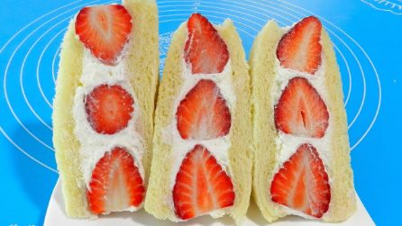 Toast alla frutta: la ricetta fresca, cremosa e golosissima